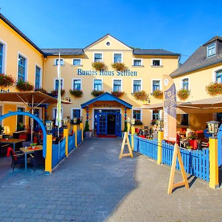 Hotel Erbgericht Buntes Haus Seiffen Bagian luar foto